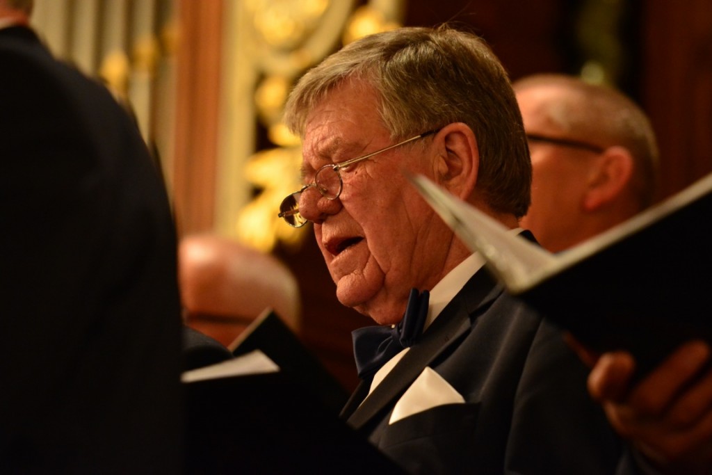 Kerk afgeladen tijdens kerstconcert Dokkum - 2015-12-19-pro-rege-73-1024x683