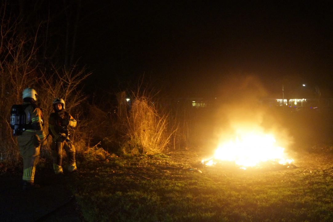 Brandweer Blust Buitenbrand In Twijzelerheide RTV NOF Nieuws